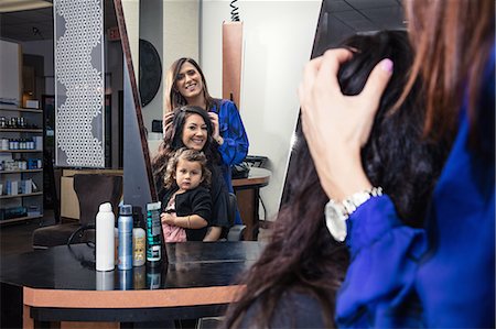 simsearch:6118-08660009,k - Stylist attending to customer in hair salon Stock Photo - Premium Royalty-Free, Code: 614-08720715