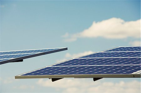 solar panel usa - Photovoltaic panels tilted to sun Stock Photo - Premium Royalty-Free, Code: 614-08866255