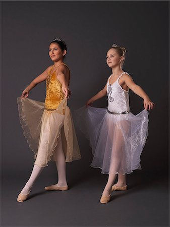 simsearch:614-03469543,k - Two ballerinas facing camera left. Stock Photo - Premium Royalty-Free, Code: 614-08866483