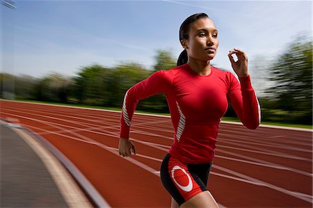 simsearch:6113-07588693,k - Running on track Stock Photo - Premium Royalty-Free, Code: 614-08866647