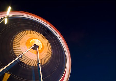 simsearch:614-06719755,k - amusement park ride at night Stock Photo - Premium Royalty-Free, Code: 614-08867125