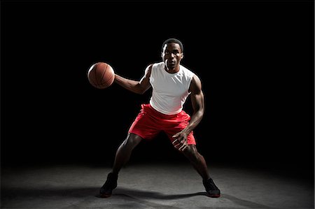 simsearch:614-07239995,k - Male basketball preparing to throw Stock Photo - Premium Royalty-Free, Code: 614-08875660