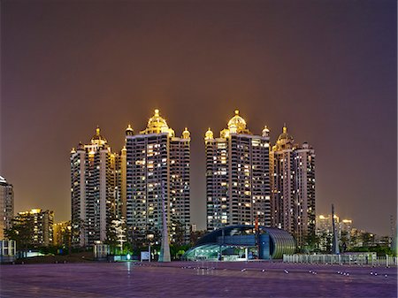 Luxury apartments, Guangzhou, China. Stock Photo - Premium Royalty-Free, Code: 614-08876942