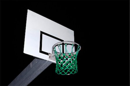 simsearch:632-06317210,k - Basketball net illuminated at night Foto de stock - Sin royalties Premium, Código: 614-08870822