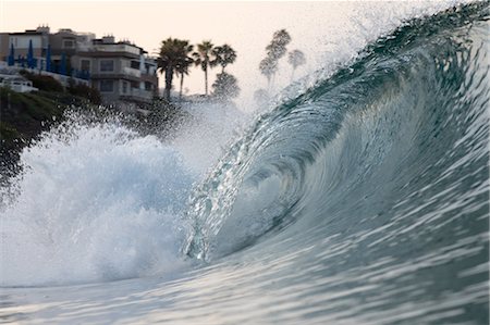 rolling - Rolling ocean wave, Laguna Beach, California, USA Stock Photo - Premium Royalty-Free, Code: 614-09026494