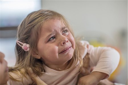 sad african children - Young girl, crying, close-up Stock Photo - Premium Royalty-Free, Code: 614-09057211