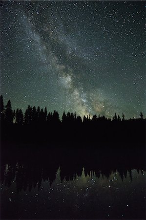 simsearch:614-07487145,k - Milky Way Galaxy, Nickel Plate Provincial Park, Penticon, British Columbia, Canada Photographie de stock - Premium Libres de Droits, Code: 614-09127438