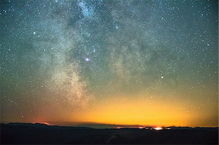 Diamond Creek Wildfire 2017, Milky Way, North Cascade Mountain Range, Penticton, British Columbia, Canada Stock Photo - Premium Royalty-Free, Code: 614-09127447