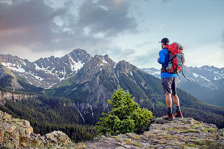 simsearch:614-07240106,k - Hiker on mountain peak, Mount Sneffels, Ouray, Colorado, USA Stock Photo - Premium Royalty-Free, Code: 614-09183189