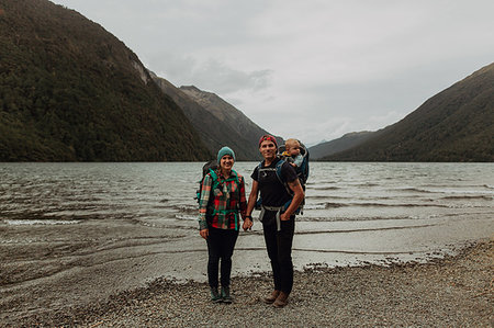 simsearch:614-06002173,k - Parents with baby on beach, Queenstown, Canterbury, New Zealand Stock Photo - Premium Royalty-Free, Code: 614-09259254