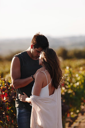 simsearch:614-06898128,k - Romantic couple in vineyard, Cape Town, South Africa Stock Photo - Premium Royalty-Free, Code: 614-09270664