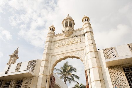 Entrance haji ali dargah Stock Photo - Premium Royalty-Free, Code: 614-01821003