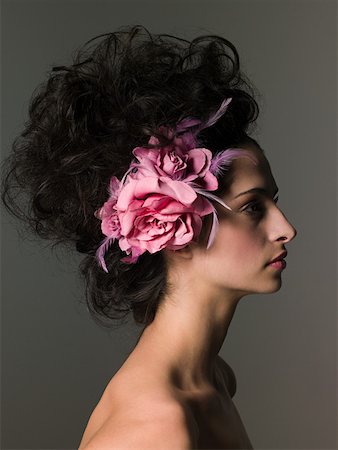 simsearch:614-03191133,k - Woman with flower in her hair Stock Photo - Premium Royalty-Free, Code: 614-02242027