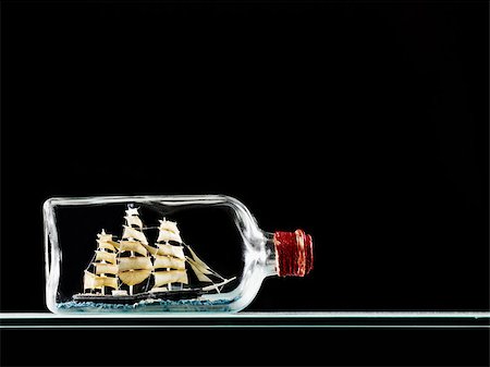 ship in a bottle - Ship in a bottle Stock Photo - Premium Royalty-Free, Code: 614-02740474