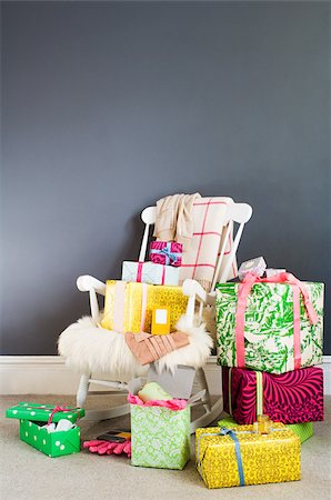 pile of christmas gifts - Rocking chair and gifts Stock Photo - Premium Royalty-Free, Code: 614-03080357