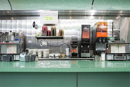 diner interior without people photos - An empty american diner Stock Photo - Premium Royalty-Free, Code: 614-03228170