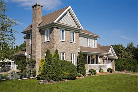 suburban house exterior not people - Detached house Stock Photo - Premium Royalty-Free, Code: 614-03241068