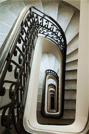 spirale - Escalier dans le Palacio Barolo, Buenos Aires, Argentine Photographie de stock - Premium Libres de Droits, Code: 614-03648594