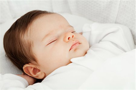 simsearch:649-07521015,k - Sleeping baby girl Stock Photo - Premium Royalty-Free, Code: 614-03684123