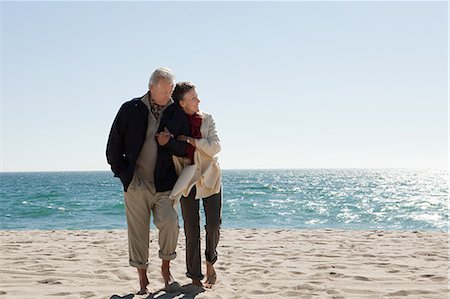 Mature couple by the sea Stock Photo - Premium Royalty-Free, Code: 614-03697099