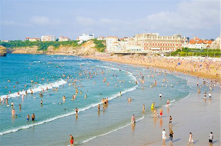 people swimming in french - Grande Plage, Biarritz, Aquitaine, France Stock Photo - Premium Royalty-Free, Code: 614-03747162