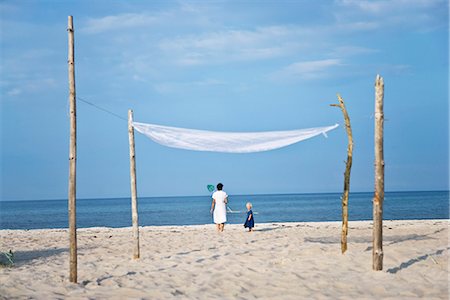 Mother and daughter on  the beach, Oland, Sweden. Stock Photo - Premium Royalty-Free, Code: 6102-03867415