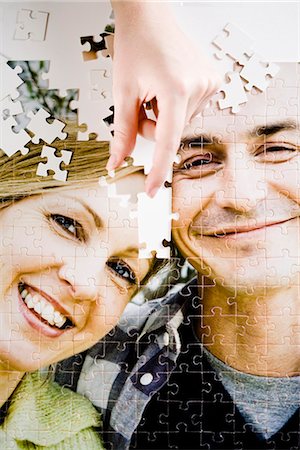 symbolism - A puzzle with the image of a couple. Stock Photo - Premium Royalty-Free, Code: 6102-03904435