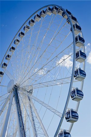 Ferris wheel Foto de stock - Sin royalties Premium, Código: 6102-05955822