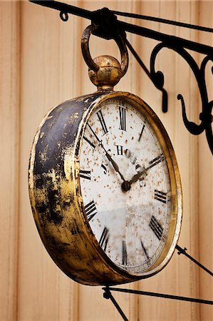 Close up of old clock Stock Photo - Premium Royalty-Free, Code: 6102-06336835