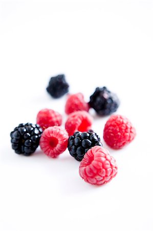 fruit and vegetable - Raspberries and blackberries Stock Photo - Premium Royalty-Free, Code: 6102-06337056