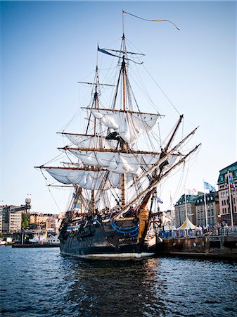 ship sailing - Sailing ship in harbor Stock Photo - Premium Royalty-Free, Code: 6102-06337080