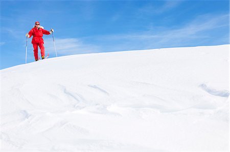 simsearch:6102-07158155,k - Woman skiing Stock Photo - Premium Royalty-Free, Code: 6102-08063073