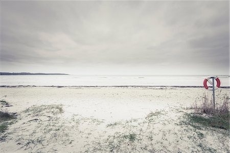 Empty beach Stock Photo - Premium Royalty-Free, Code: 6102-08063020