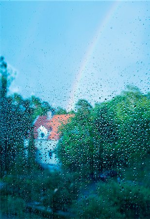 Rainbow seen through wet glass Stock Photo - Premium Royalty-Free, Code: 6102-08481499