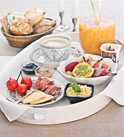 simsearch:824-07586355,k - Healthy breakfast on tray Stock Photo - Premium Royalty-Free, Code: 6102-08566482
