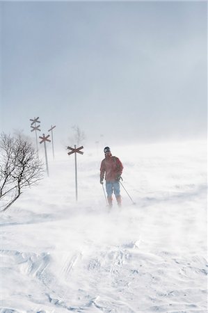 Man skiing Stock Photo - Premium Royalty-Free, Code: 6102-08726787