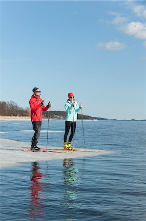 simsearch:6102-07158155,k - Man and woman standing on ice floe Stock Photo - Premium Royalty-Free, Code: 6102-08951973