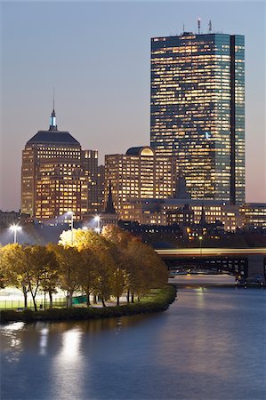 Teddy Ebersol Field and Back Bay at dusk, Boston, Massachusetts, USA Stock Photo - Premium Royalty-Free, Code: 6105-05953783