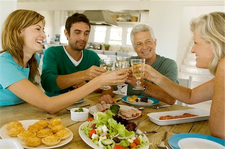 deli - Family at home Stock Photo - Premium Royalty-Free, Code: 6108-05858214