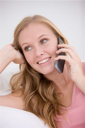 simsearch:6108-05857751,k - Woman talking on a mobile phone Stock Photo - Premium Royalty-Free, Code: 6108-05862187