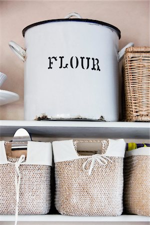 Close-up of a flour container Stock Photo - Premium Royalty-Free, Code: 6108-05869783