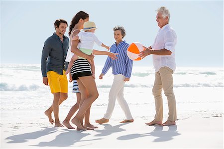 simsearch:614-06002173,k - Multi-generation family enjoying on the beach Stock Photo - Premium Royalty-Free, Code: 6108-08663073