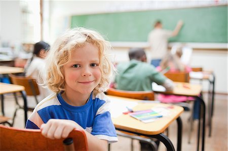 Elementary school student not paying attention Stock Photo - Premium Royalty-Free, Code: 6109-06196407