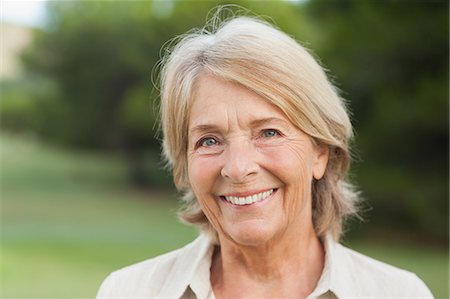 Smiling older woman Stock Photo - Premium Royalty-Free, Code: 6109-06684891