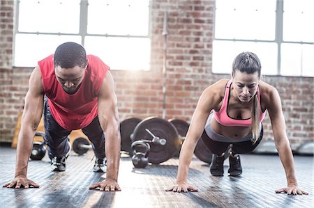 simsearch:689-03131217,k - Fit couple doing push ups Stock Photo - Premium Royalty-Free, Code: 6109-08397056