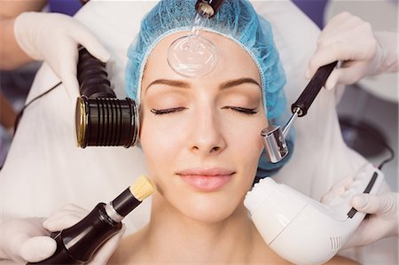 simsearch:6109-08804015,k - Close-up of woman receiving cosmetic treatment in clinic Stock Photo - Premium Royalty-Free, Code: 6109-08803800
