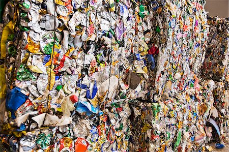 simsearch:6113-07160283,k - Compressed recycling bundles Stock Photo - Premium Royalty-Free, Code: 6113-07160341