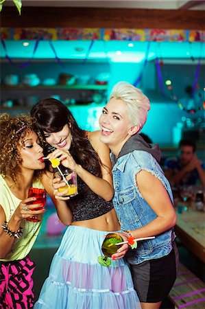 simsearch:6113-07543030,k - Women enjoying cocktails at party Stock Photo - Premium Royalty-Free, Code: 6113-07543015