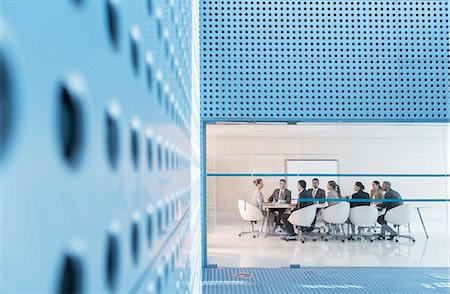 Business people meeting at conference room table Stock Photo - Premium Royalty-Free, Code: 6113-07588976