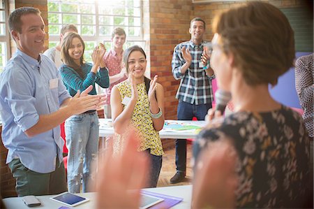 ethnic - Audience clapping for speaker Photographie de stock - Premium Libres de Droits, Code: 6113-08087943